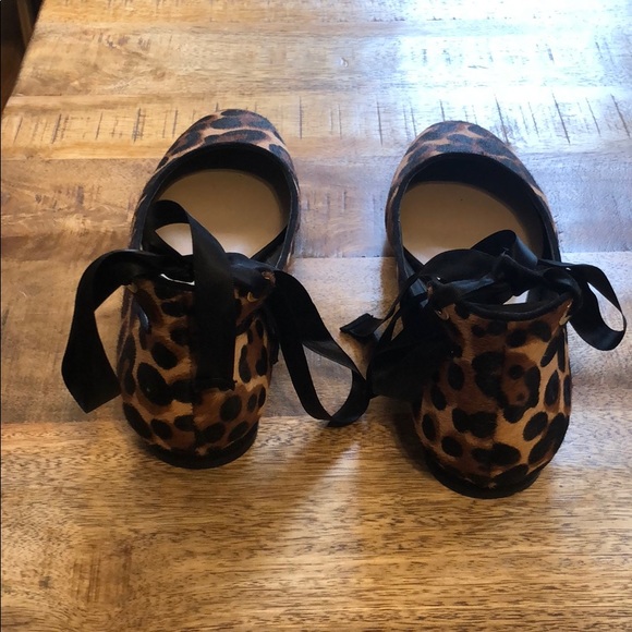 Lord & Taylor 424 Fifth Leopard Calf Hair Flats - Picture 5 of 7